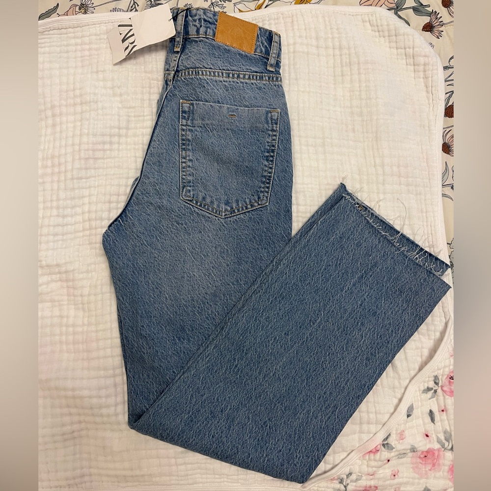 Zara Straight Ankle Lengh - Picture 2 of 5